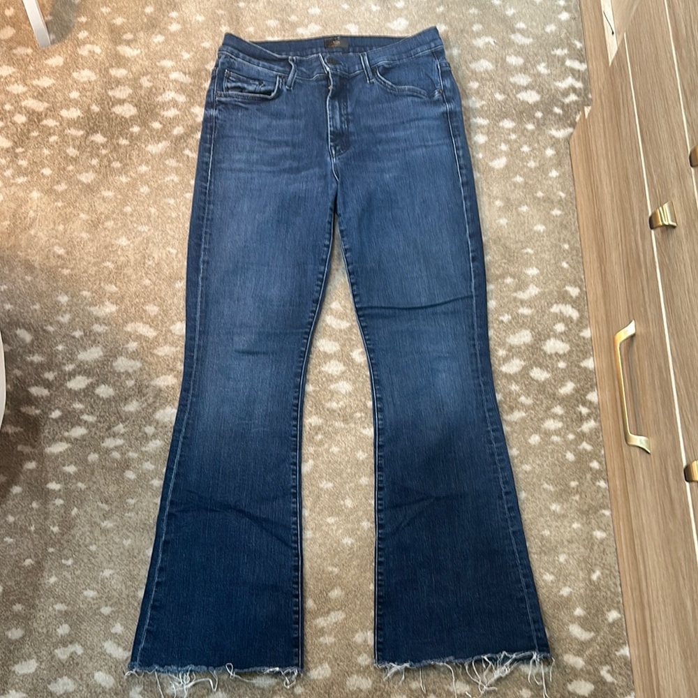 Classic dark MOTHER denim weekender fray flare jeans